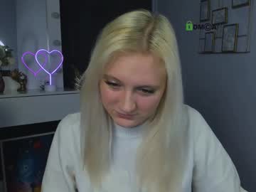 Ember_Fire1 April 08, 2025 Chaturbate stream image