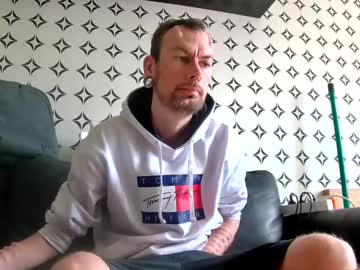 Flumkille157048 April 08, 2025 Chaturbate stream image