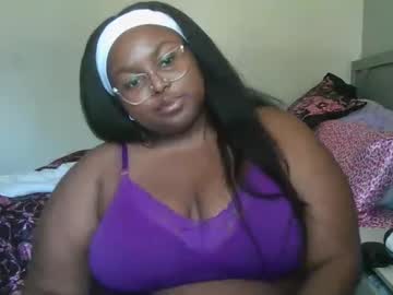Divinenicole22 April 08, 2025 Chaturbate stream image