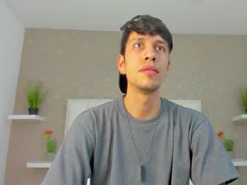 Chris_Castro April 08, 2025 Chaturbate stream image