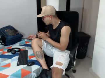 Robert_Swift April 08, 2025 Chaturbate stream image
