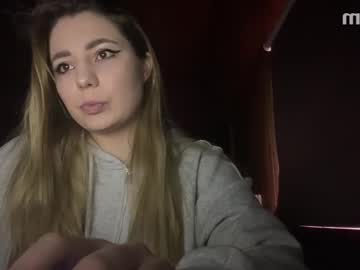 Fuzzywuzzy_ April 09, 2025 Chaturbate stream image