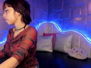 Little_Raven_ April 09, 2025 Chaturbate stream image