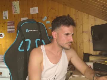 Firefighterr88 April 09, 2025 Chaturbate stream image
