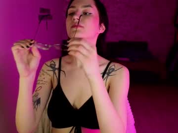Julierayls April 09, 2025 Chaturbate stream image