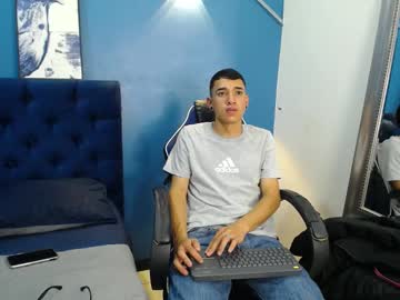 Dustynjoyer April 09, 2025 Chaturbate stream image