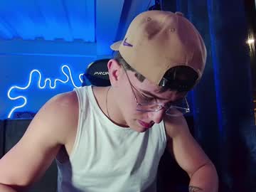 Justin_Trevor April 10, 2025 Chaturbate stream image