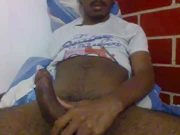 Halfenaked17 April 10, 2025 Chaturbate stream image