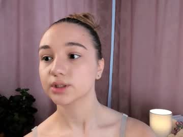 Adelefitch April 10, 2025 Chaturbate stream image