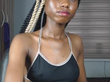 Coco_Petitqueen April 10, 2025 Chaturbate stream image