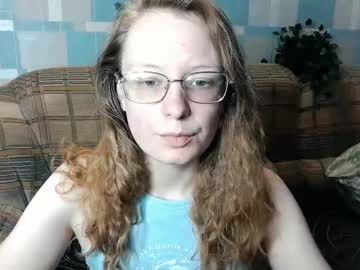 Crampuu April 10, 2025 Chaturbate stream image