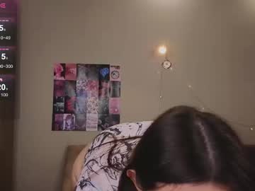 Crystalblaze_ April 10, 2025 Chaturbate stream image