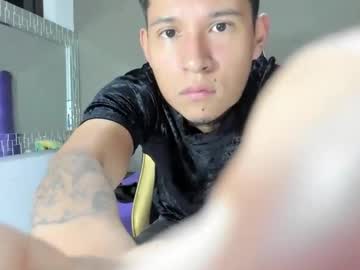Davidherrera__ April 11, 2025 Chaturbate stream image