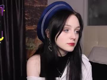 Silverbutton April 11, 2025 Chaturbate stream image