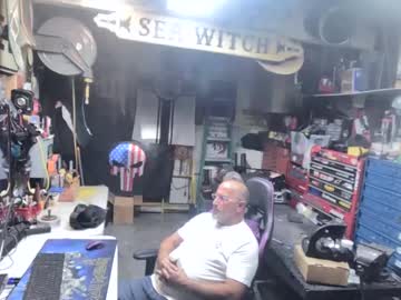 Wakesblowinclouds April 12, 2025 Chaturbate stream image