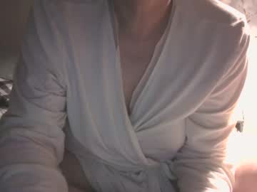 Snowdrop2785 April 12, 2025 Chaturbate stream image