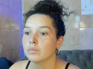Frecklescurls April 12, 2025 Chaturbate stream image