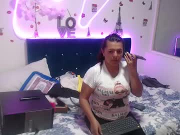 Emily_Simpsons April 13, 2025 Chaturbate stream image