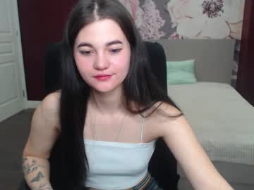 Elinamils April 13, 2025 Chaturbate stream image