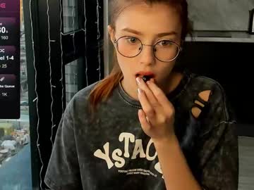 Hoppypoppyy April 14, 2025 Chaturbate stream image