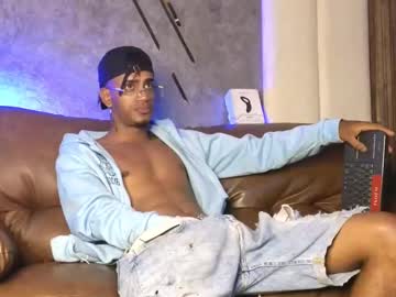 Aaroncruz_ April 14, 2025 Chaturbate stream image