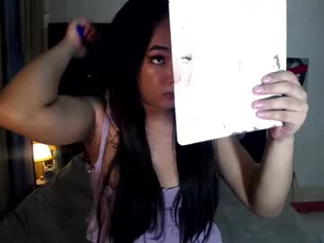 Carolinetiu15 April 14, 2025 Chaturbate stream image