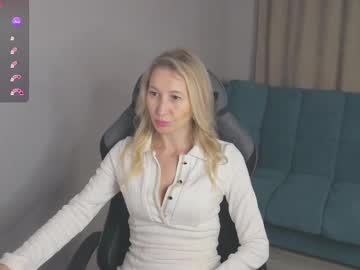 Marysantamonika April 14, 2025 Chaturbate stream image