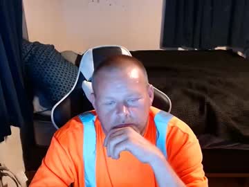 Pecker40 April 15, 2025 Chaturbate stream image