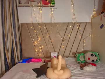 Azul_Poppi April 15, 2025 Chaturbate stream image