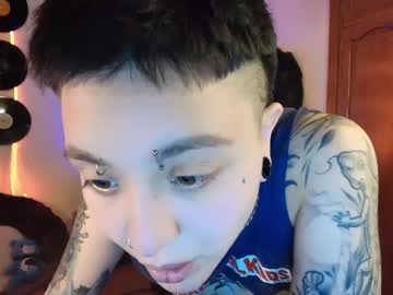 Twinkie_Punkie April 15, 2025 Chaturbate stream image