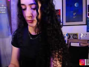 Youlaura April 15, 2025 Chaturbate stream image