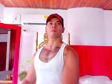 Maxwell_Torres April 15, 2025 Chaturbate stream image