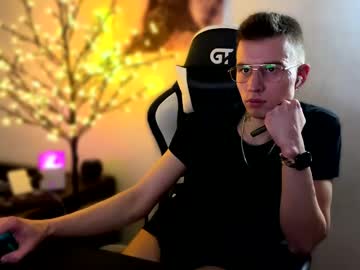Darkscrubs April 16, 2025 Chaturbate stream image