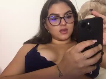 Nina_Rose08 April 16, 2025 Chaturbate stream image