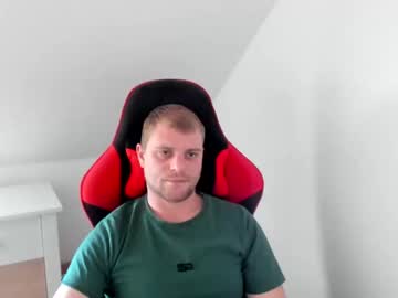 Kozik1992 April 16, 2025 Chaturbate stream image
