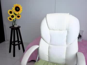 Rebeca_Milf April 16, 2025 Chaturbate stream image