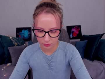 Elisabethmills April 16, 2025 Chaturbate stream image