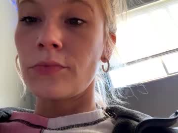 Emmwarr1514 April 16, 2025 Chaturbate stream image