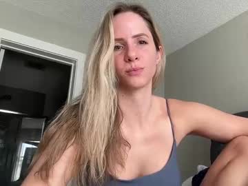 Luxlovely111 April 16, 2025 Chaturbate stream image