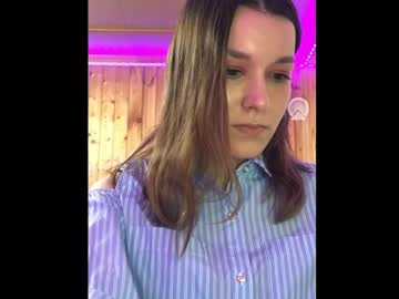 Phoenix111117 April 16, 2025 Chaturbate stream image