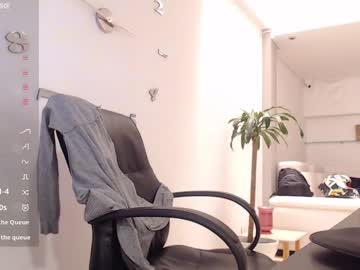 Aaronhunter__ April 16, 2025 Chaturbate stream image
