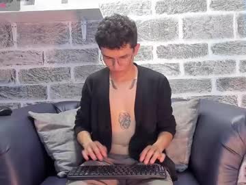 Cristian_Castle April 16, 2025 Chaturbate stream image