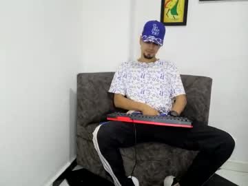 Bestia_Salvaje April 16, 2025 Chaturbate stream image