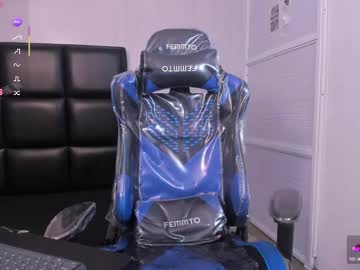 Milk_Max18 April 16, 2025 Chaturbate stream image