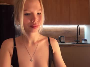 Olivia_Bells April 16, 2025 Chaturbate stream image