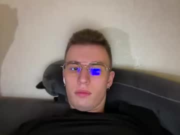 Darkscrubs April 17, 2025 Chaturbate stream image