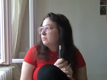 Bluebutterfly_69 April 17, 2025 Chaturbate stream image