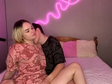 Ember_Heart April 17, 2025 Chaturbate stream image