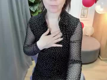 Zoeeast April 17, 2025 Chaturbate stream image