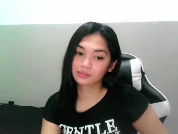 Nicolecellini April 17, 2025 Chaturbate stream image